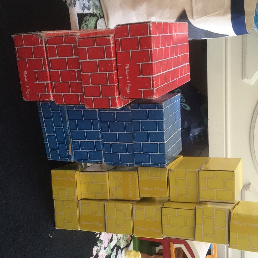 Melissa and Doug cardboard building bricks